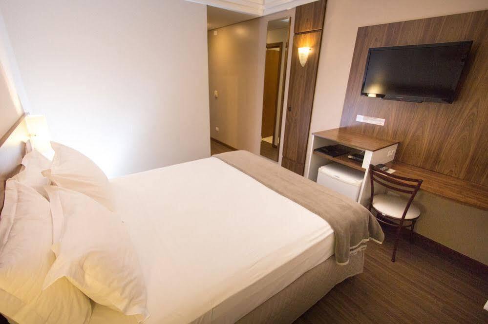 Hotel Princess Ponta Grossa  Eksteriør billede